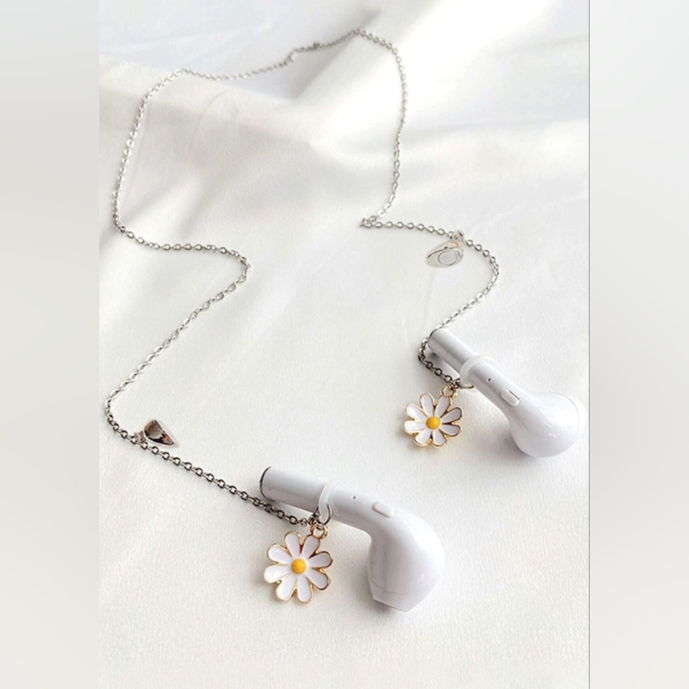 Flower earphone chain